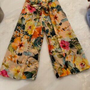 MOLO girls tropical pants, size 4